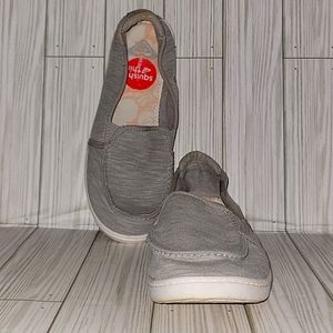 Roxy Minnow slip on shoes